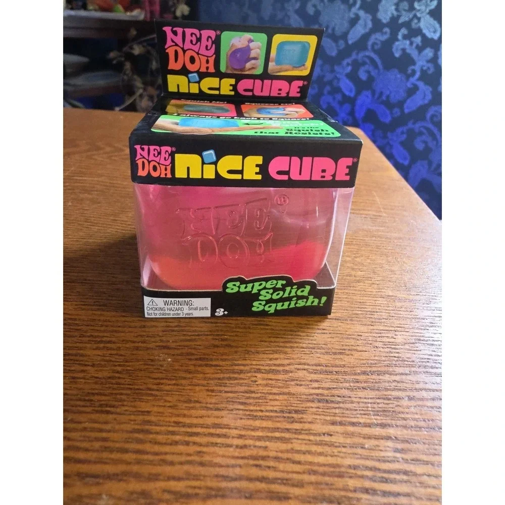Nee‎ Doh Nice Cube Super Solid Squish! BRAND NEW/Sealed (Pink)